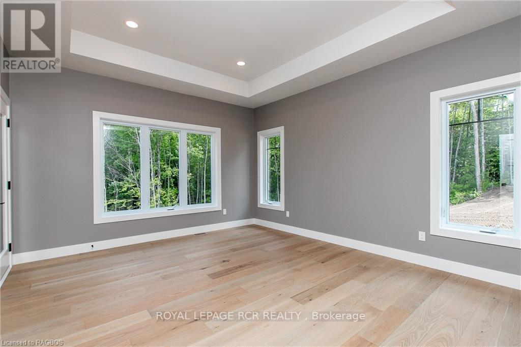 135 Louise Creek Crescent, West Grey, Ontario  N0G 1S0 - Photo 20 - X10846725