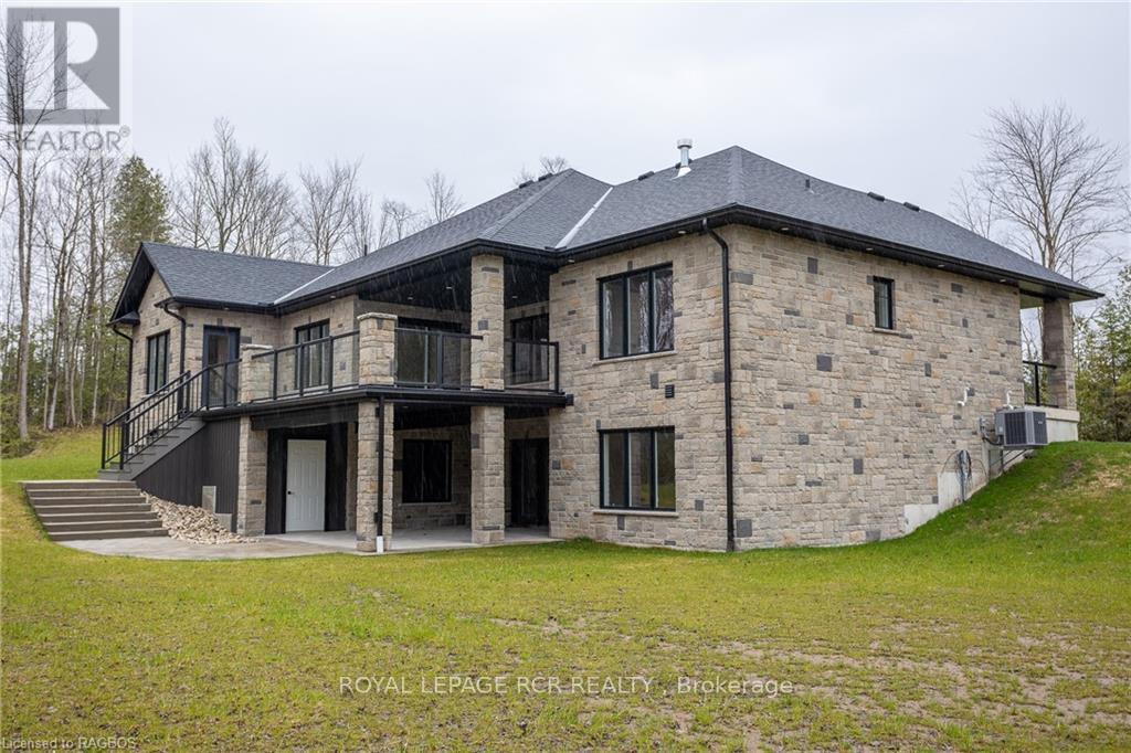 135 Louise Creek Crescent, West Grey, Ontario  N0G 1S0 - Photo 4 - X10846725
