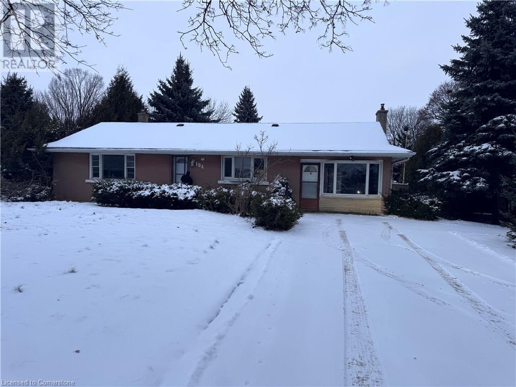 194 Pinebush Road, Cambridge, Ontario  N1R 8J8 - Photo 1 - 40684150