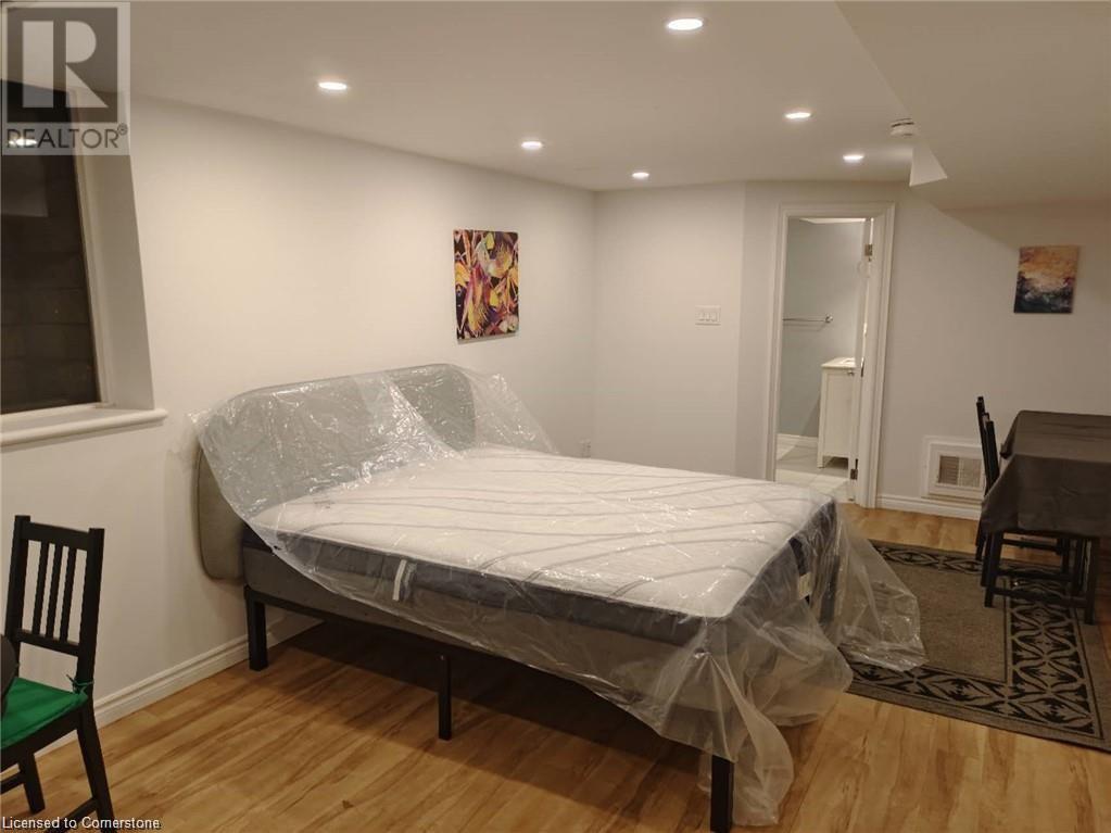 2031 Westree Drive, Oakville, Ontario  L6M 3W3 - Photo 4 - 40684346