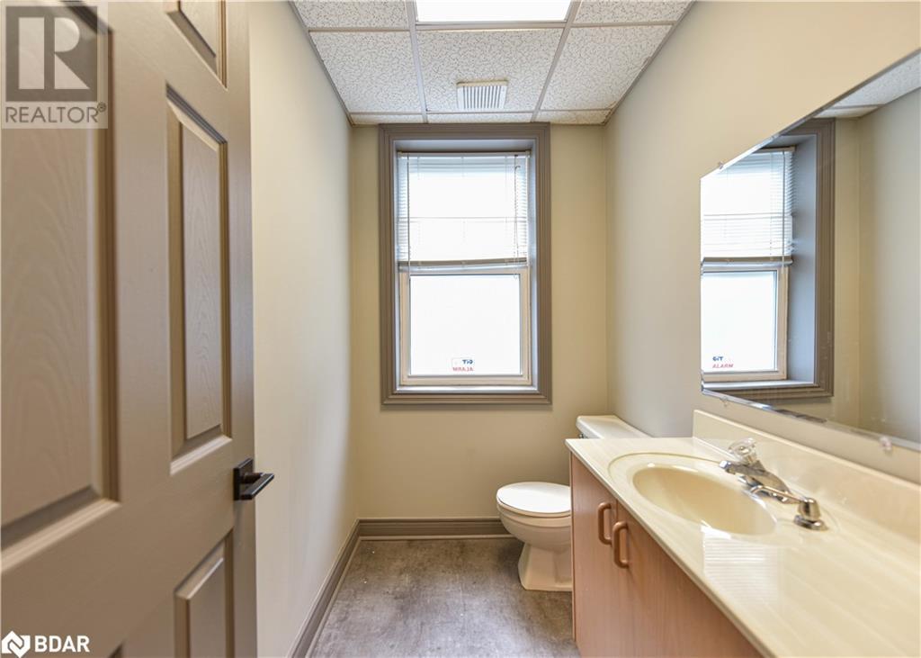 241 West Street N Unit# 2, Orillia, Ontario  L3V 5C9 - Photo 8 - 40684274