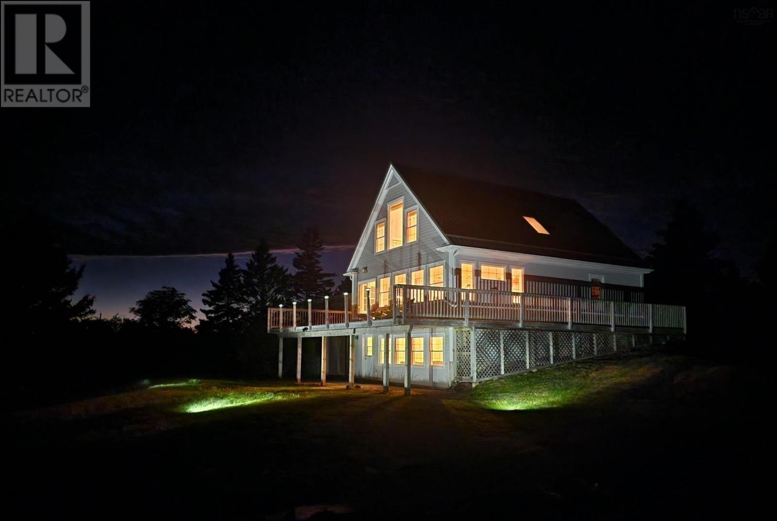 157 The Point Road, Blue Rocks, Nova Scotia  B0J 2C0 - Photo 4 - 202428085