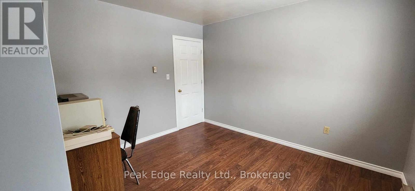 122 Gibson Street, Brockton, Ontario  N0G 2V0 - Photo 17 - X11887562