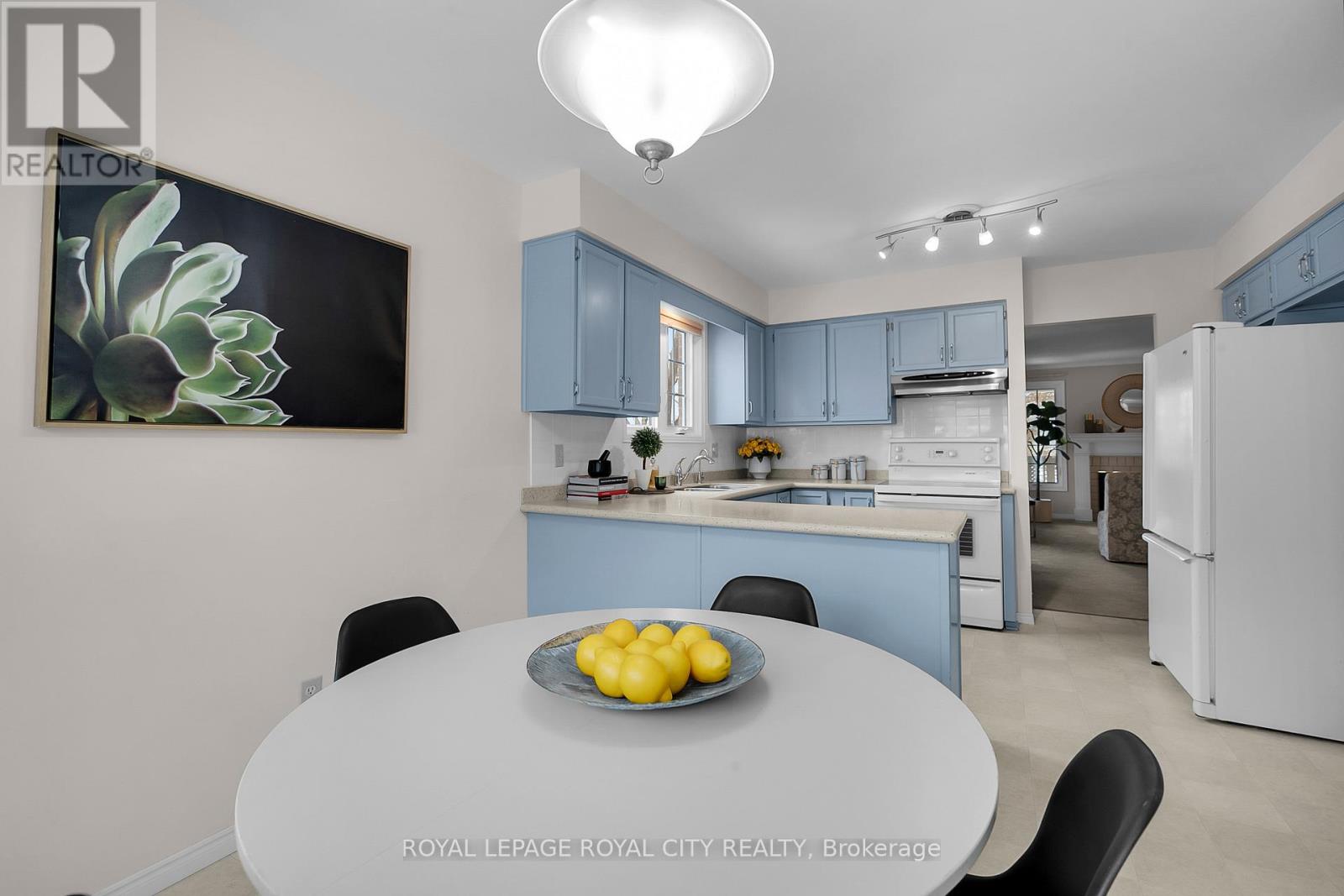 1 - 96 Woodlawn Road E, Guelph, Ontario  N1E 1B7 - Photo 9 - X11887582