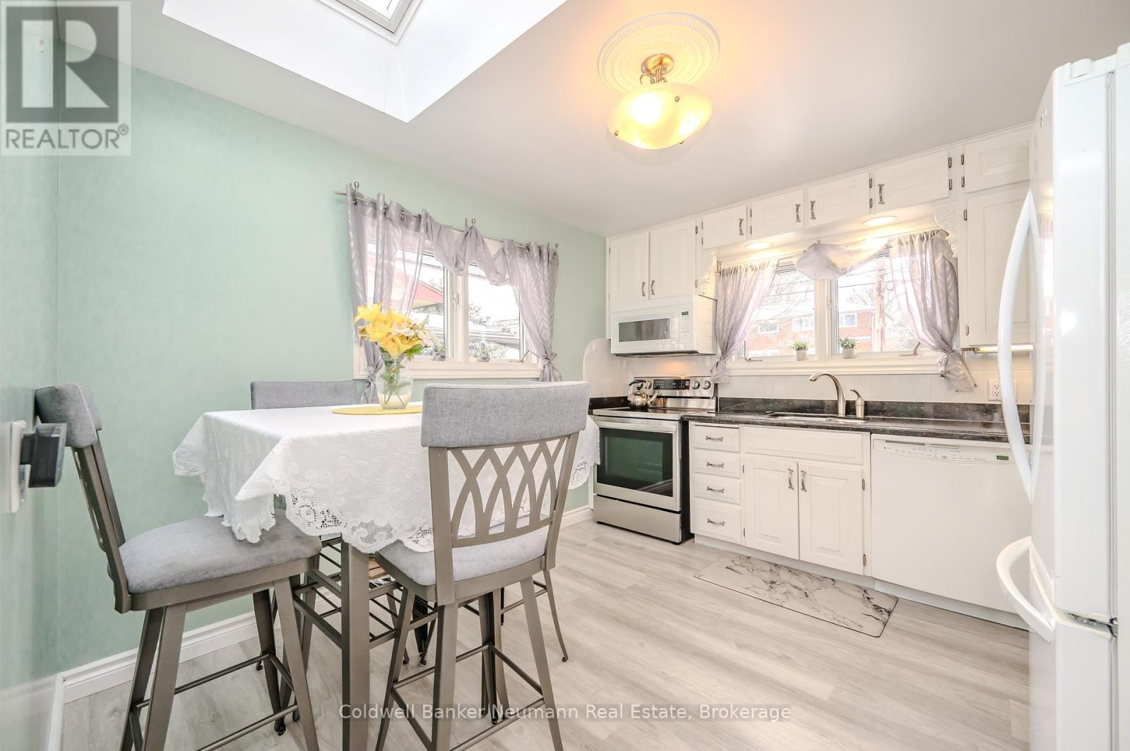 104 Dumbarton Street, Guelph, Ontario  N1E 3T7 - Photo 7 - X11887590