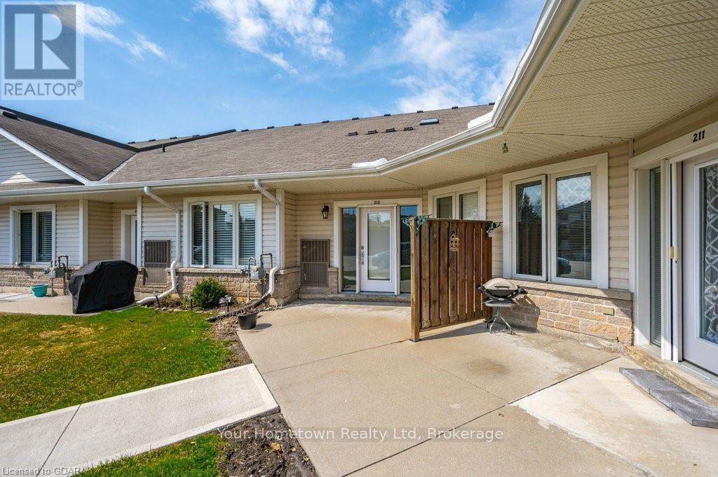 212 - 760 Woodhill Drive, Centre Wellington, Ontario  N1M 3W5 - Photo 3 - X11887308