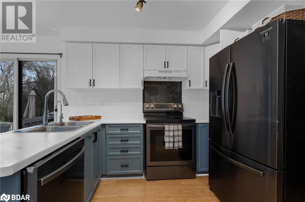 30 Frontier Avenue, Orillia, Ontario  L3V 7S8 - Photo 9 - 40684243