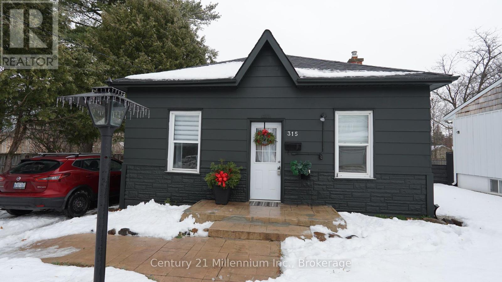 315 OAK STREET, Collingwood, Ontario