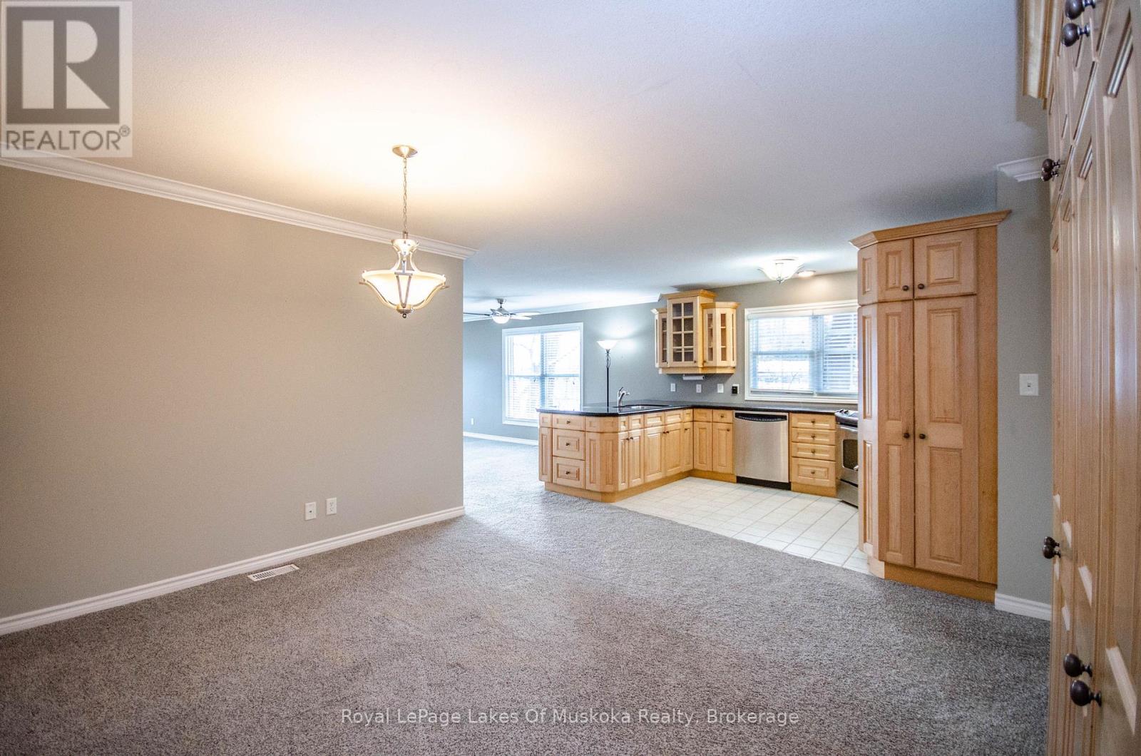 201 - 24 Ontario Street, Bracebridge, Ontario  P1L 2H5 - Photo 9 - X11887712