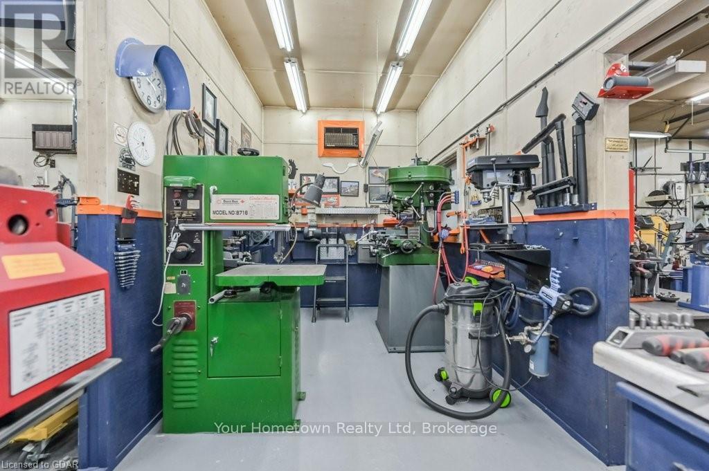 599 N Anderson Road, Centre Wellington (Fergus), Ontario  N1M 1Z6 - Photo 33 - X11887300