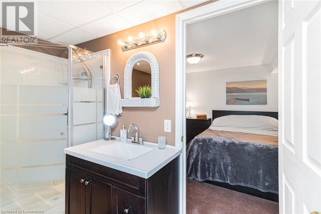 16 Fernwood Crescent, Hamilton, Ontario  L8T 3L1 - Photo 38 - 40683738