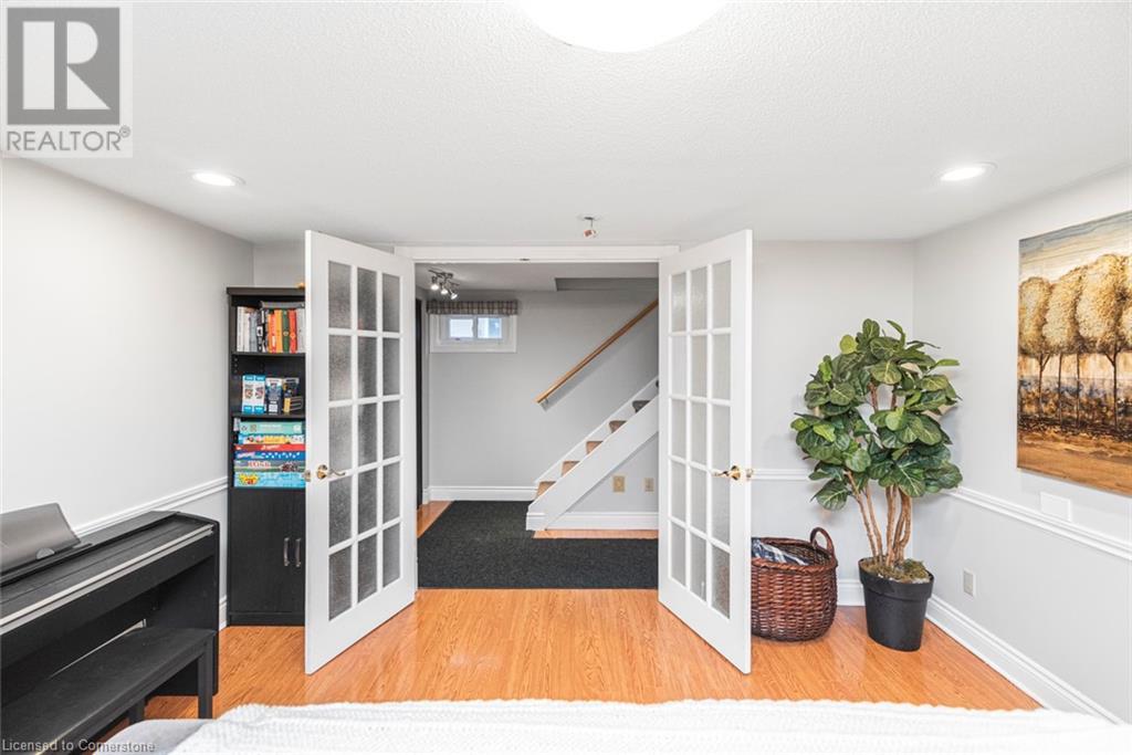 16 Fernwood Crescent, Hamilton, Ontario  L8T 3L1 - Photo 27 - 40683738