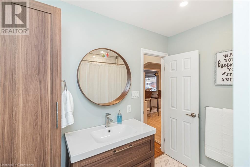 16 Fernwood Crescent, Hamilton, Ontario  L8T 3L1 - Photo 25 - 40683738