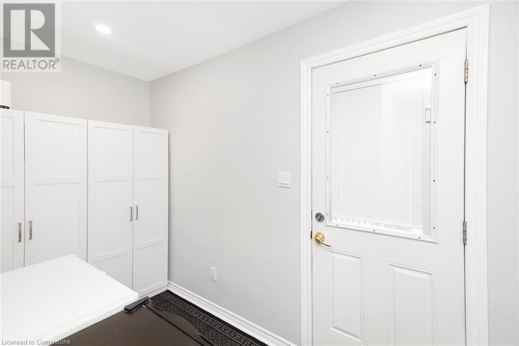 16 Fernwood Crescent, Hamilton, Ontario  L8T 3L1 - Photo 18 - 40683738