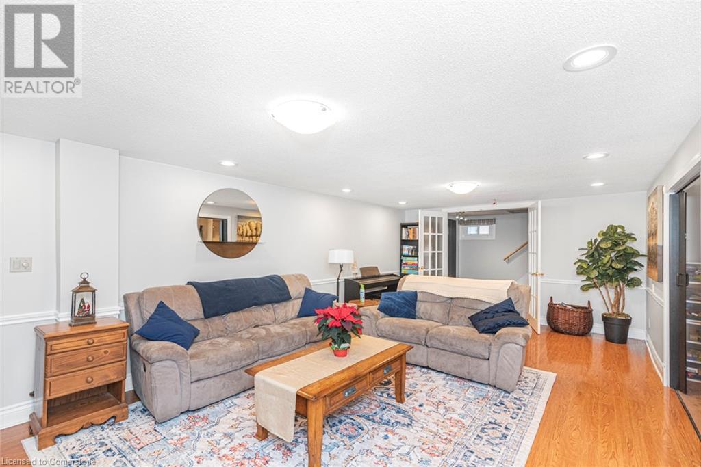 16 Fernwood Crescent, Hamilton, Ontario  L8T 3L1 - Photo 32 - 40683738