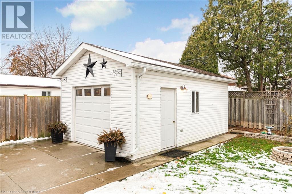 16 Fernwood Crescent, Hamilton, Ontario  L8T 3L1 - Photo 46 - 40683738