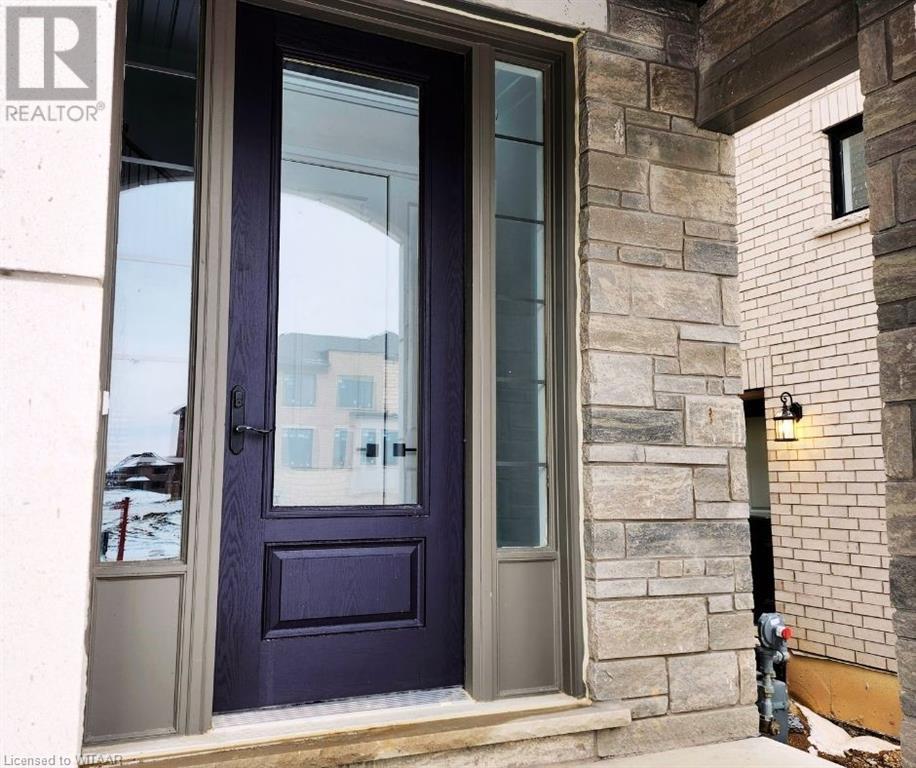 933 Knights Lane, Woodstock, Ontario  N4T 0P7 - Photo 3 - 40684431