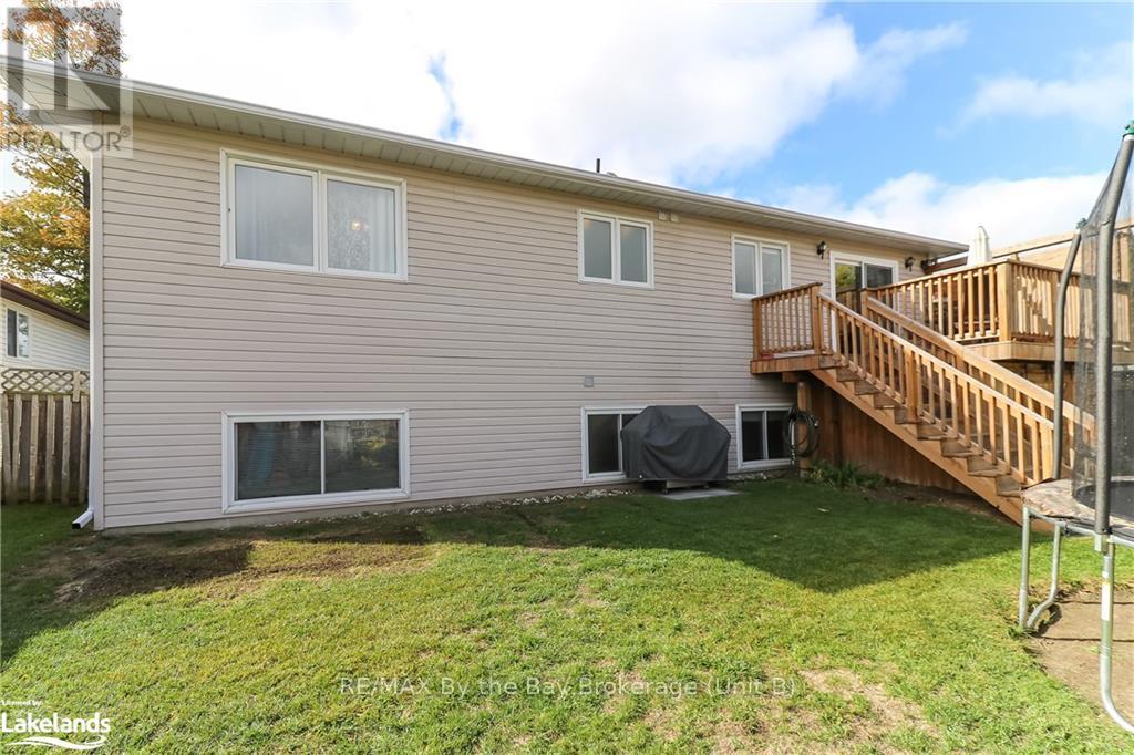 13 Riverdale Drive, Wasaga Beach, Ontario  L9Z 1E9 - Photo 36 - S10440452