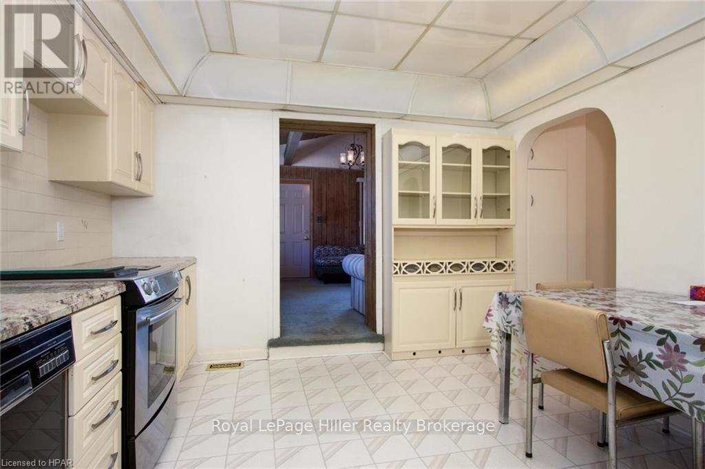 235 William Street, Stratford, Ontario  N5A 4Y2 - Photo 5 - X10779862