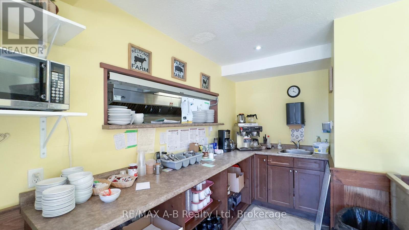 82 Maddison Street W, North Perth, Ontario  N0K 1P0 - Photo 17 - X11886067