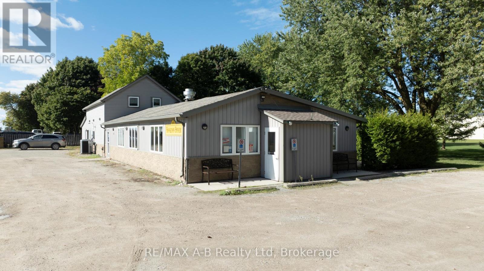 82 Maddison Street W, North Perth, Ontario  N0K 1P0 - Photo 3 - X11886067