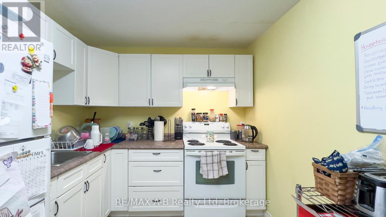 82 Maddison Street W, North Perth, Ontario  N0K 1P0 - Photo 31 - X11886067