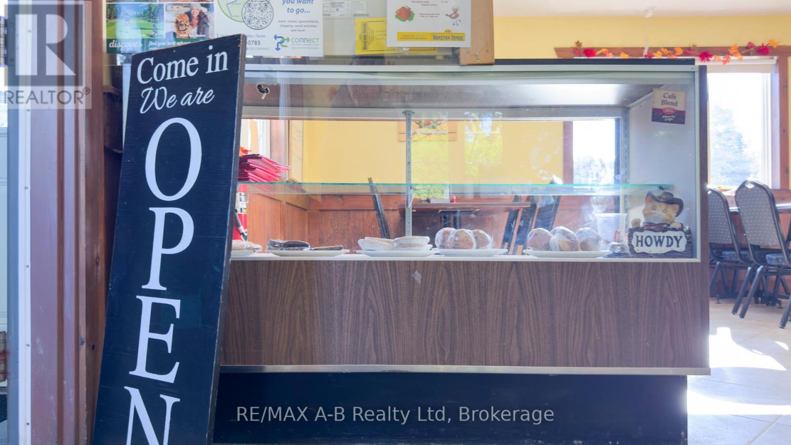 82 Maddison Street W, North Perth, Ontario  N0K 1P0 - Photo 5 - X11886067