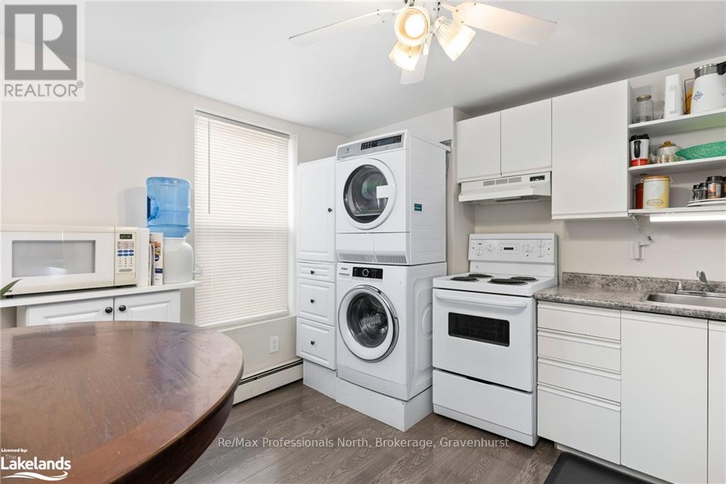 73 Coldwater Street E, Orillia, Ontario  L3V 1W6 - Photo 13 - S10436439