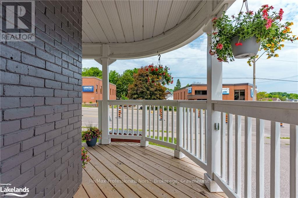 73 Coldwater Street E, Orillia, Ontario  L3V 1W6 - Photo 5 - S10436439