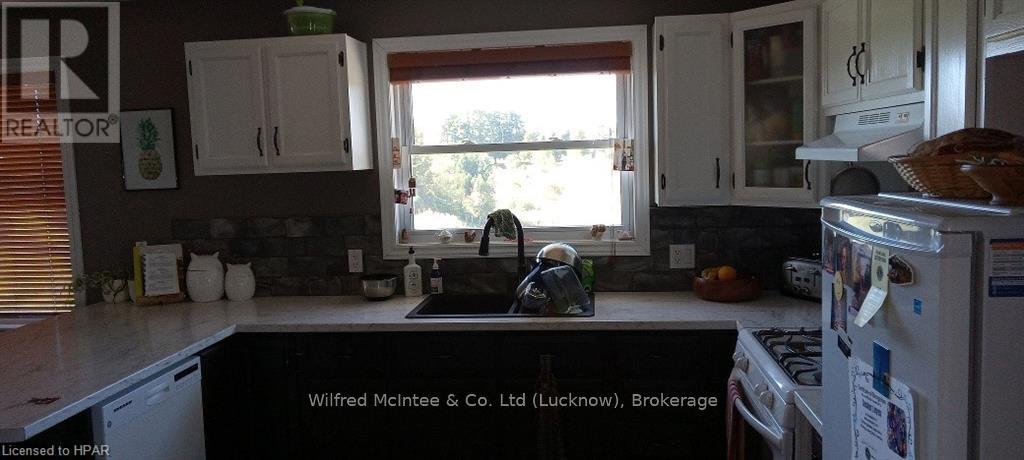 932 Bruce Road 86 Road, Huron-Kinloss, Ontario  N0G 2H0 - Photo 9 - X10780393