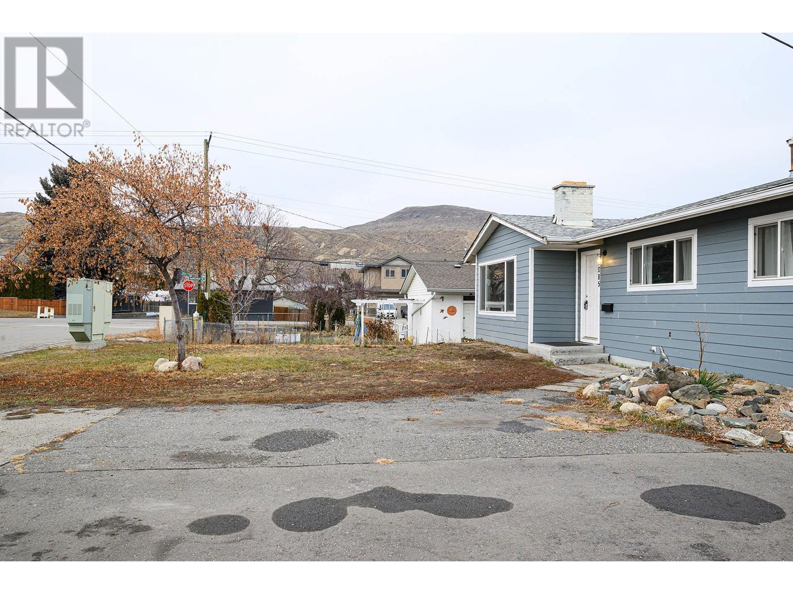 1085 Southill Street Kamloops Photo 39