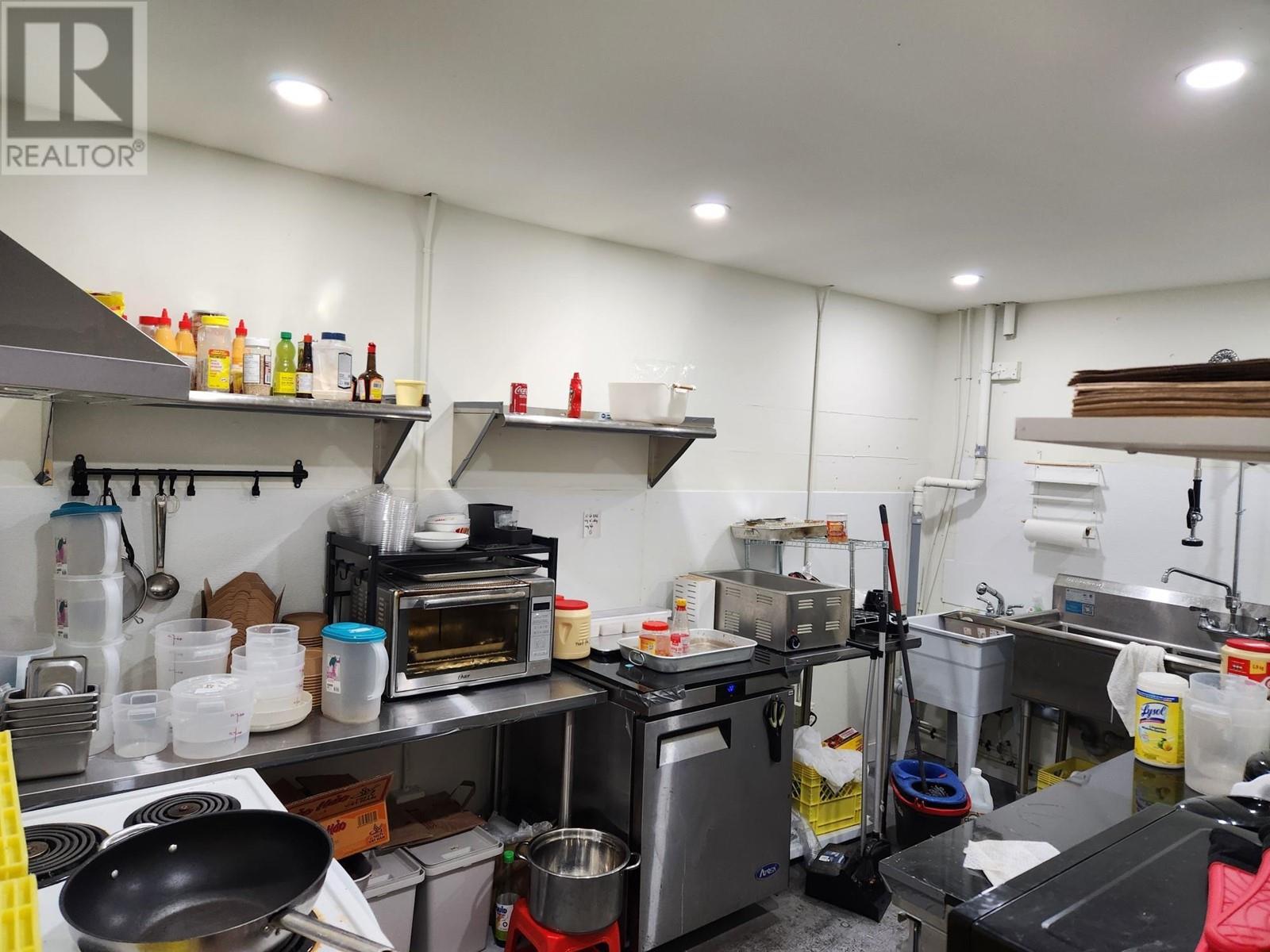 Listing Picture 9 of 10 : 11441 CONFIDENTIAL, Vancouver / 溫哥華 - 魯藝地產 Yvonne Lu Group - MLS Medallion Club Member