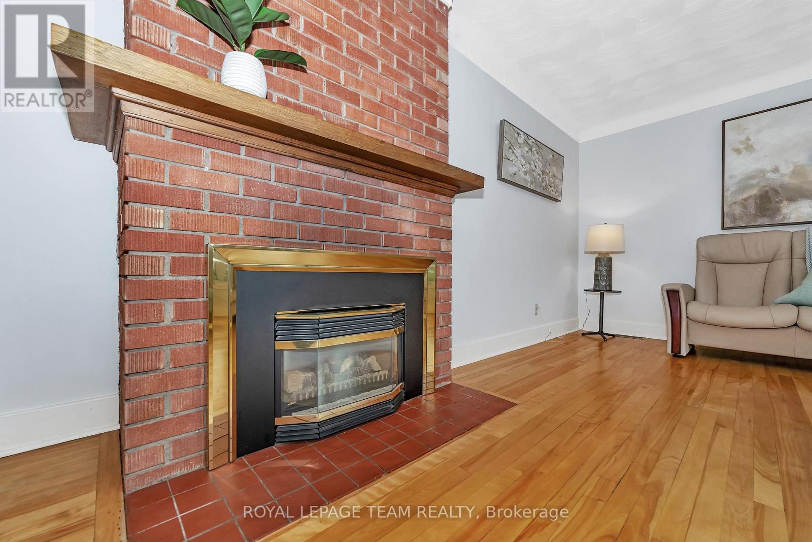 Property at 2099 BALHARRIE AVENUE image 5
