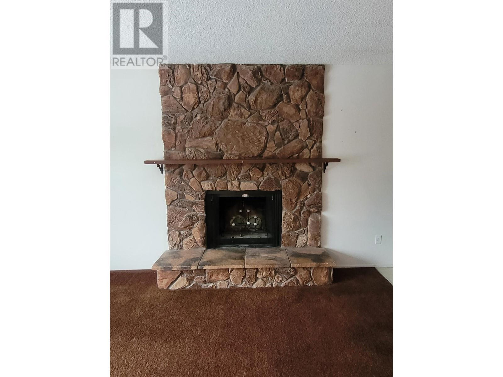 Property at 8109 PRINCETON CRESCENT image 3