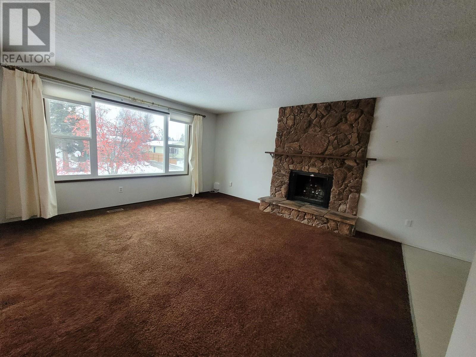 Property at 8109 PRINCETON CRESCENT image 5