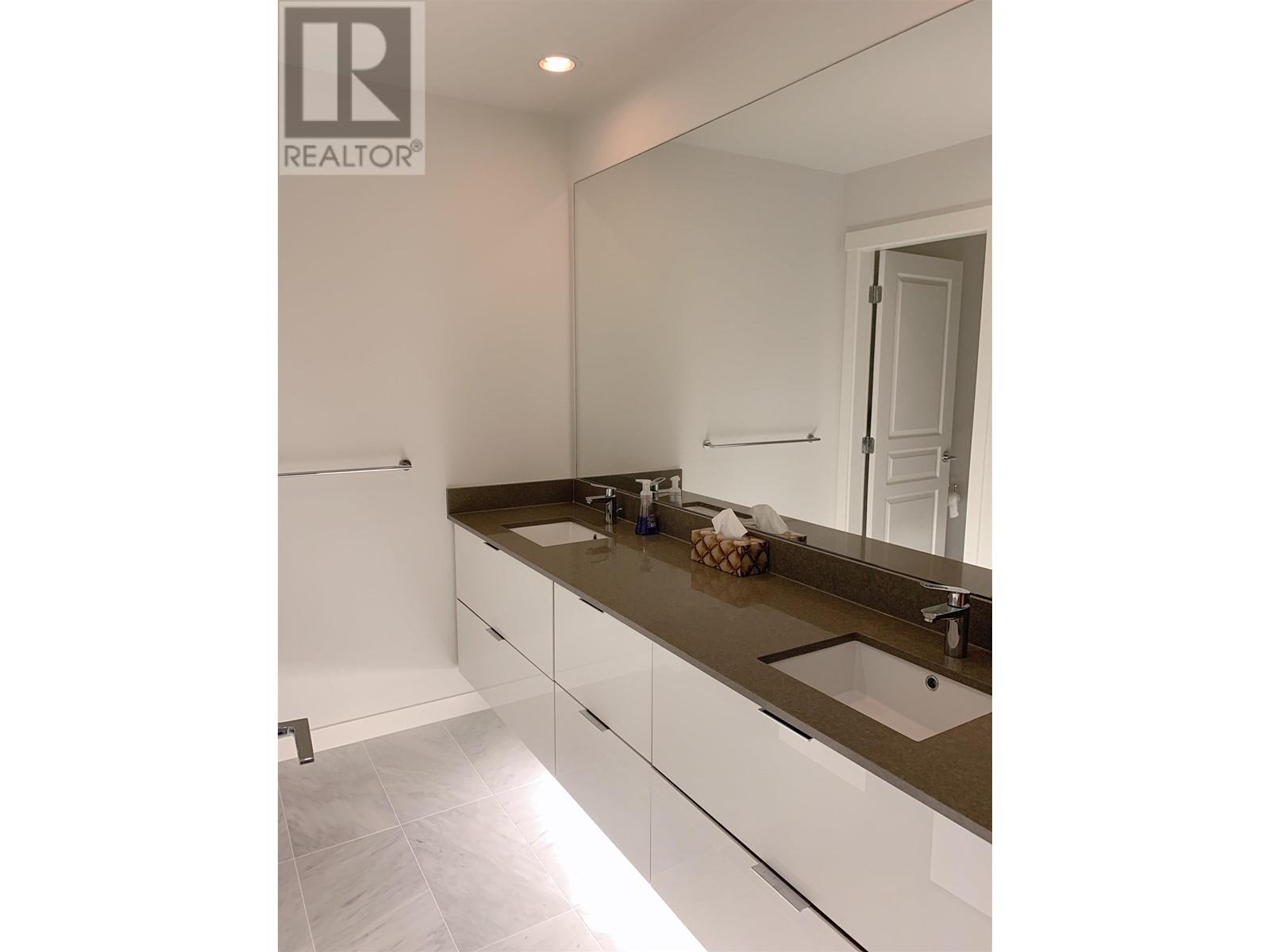 Property at 122 10388 NO.2 ROAD image 3