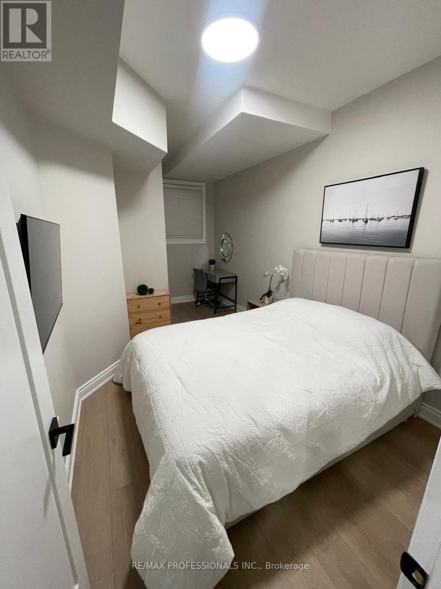 133 - 601 Shoreline Drive, Mississauga (Cooksville), Ontario  L5B 4K3 - Photo 6 - W11887953