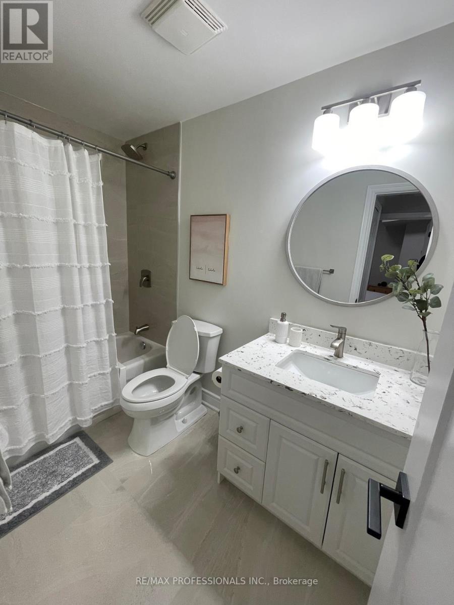 133 - 601 Shoreline Drive, Mississauga (Cooksville), Ontario  L5B 4K3 - Photo 8 - W11887953