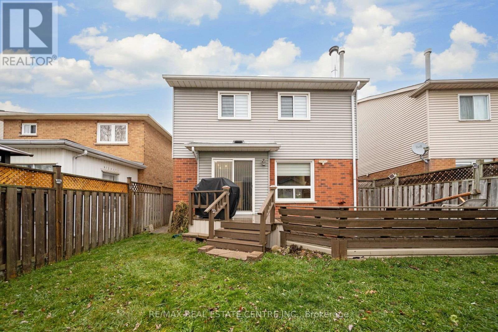 66 Acadian Heights, Brampton, Ontario  L6Y 4H2 - Photo 38 - W11887974