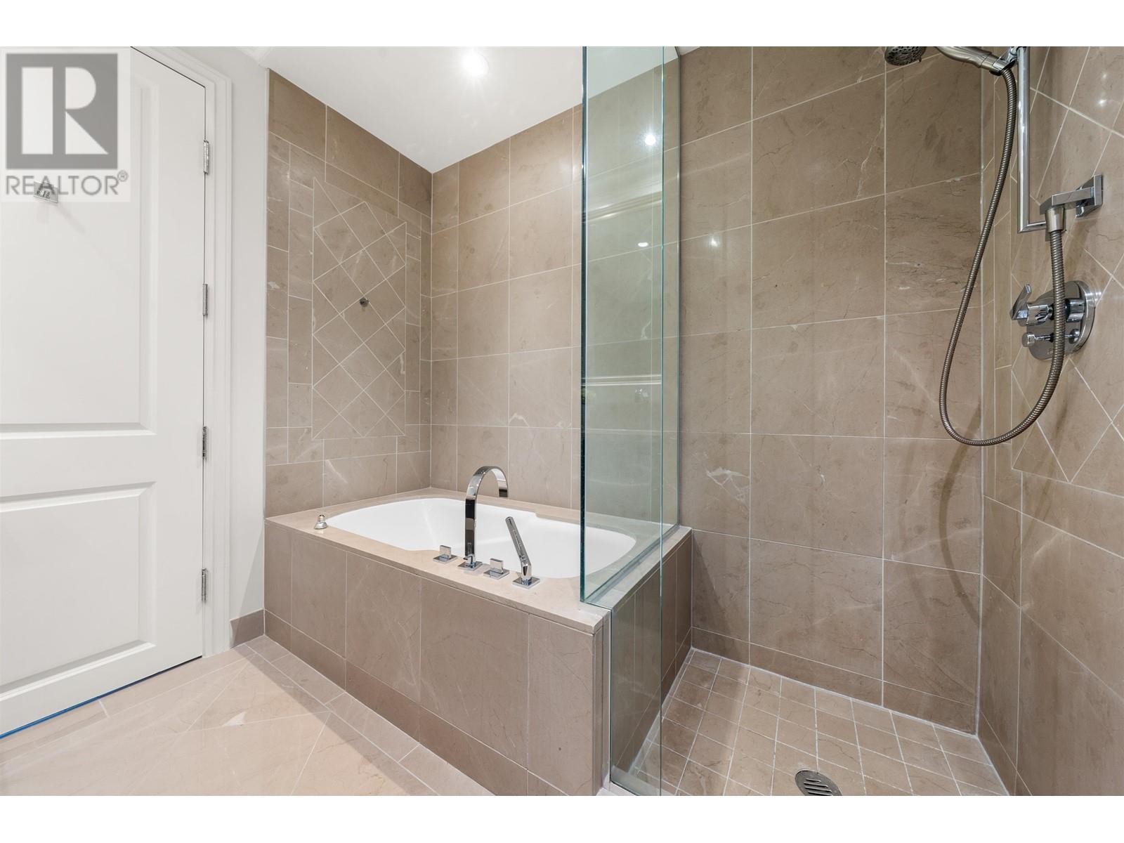 402 568 Waters Edge Crescent, West Vancouver, British Columbia  V7T 0A2 - Photo 25 - R2949711