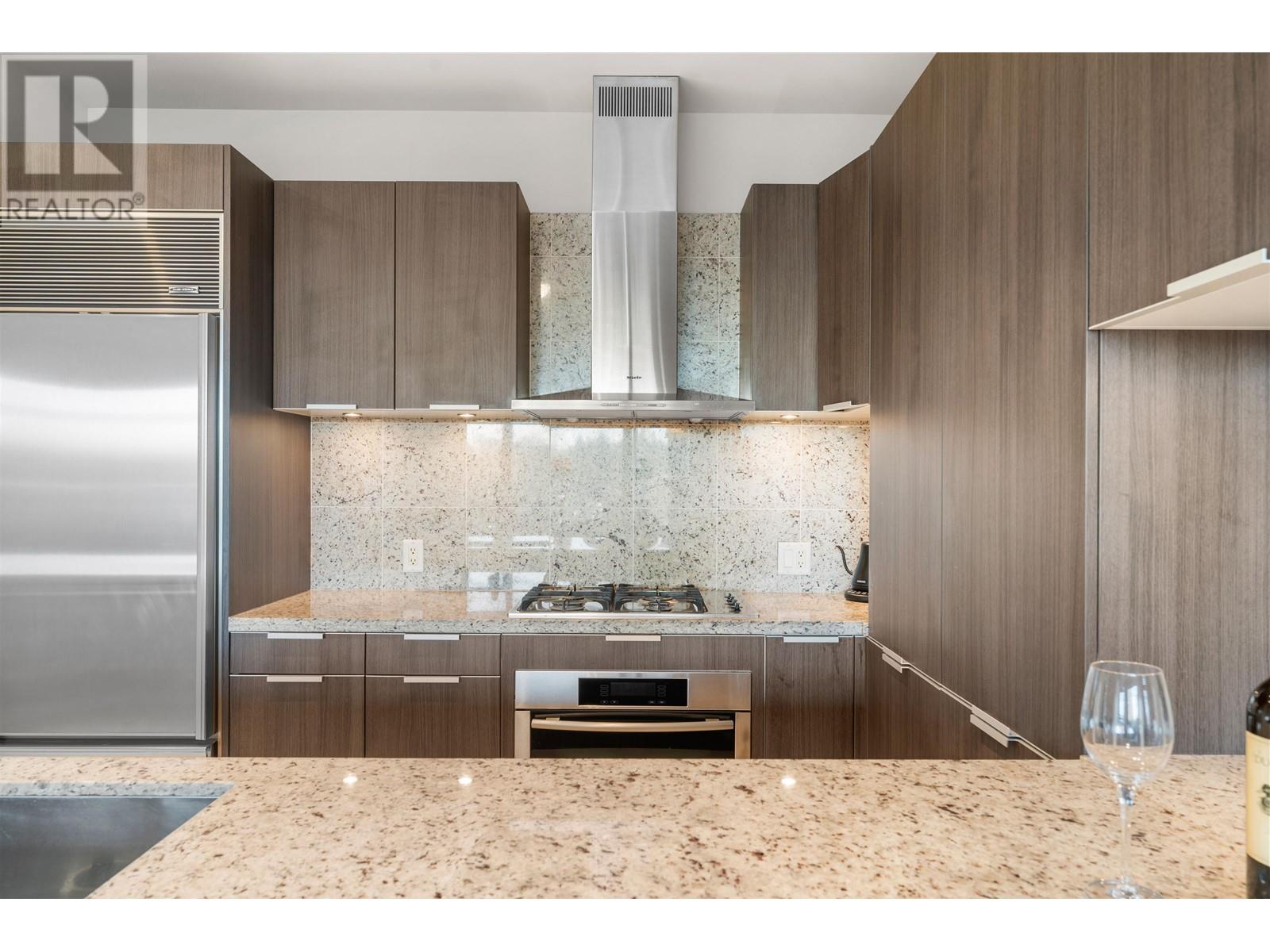402 568 Waters Edge Crescent, West Vancouver, British Columbia  V7T 0A2 - Photo 9 - R2949711