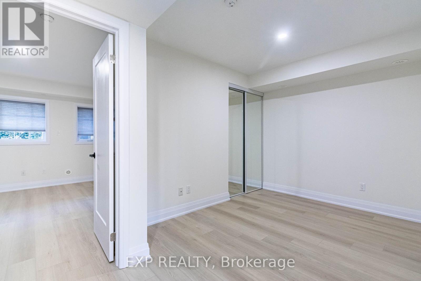 E02 - 26 Bruce Street, Vaughan, Ontario  L4L 0H4 - Photo 15 - N11888023