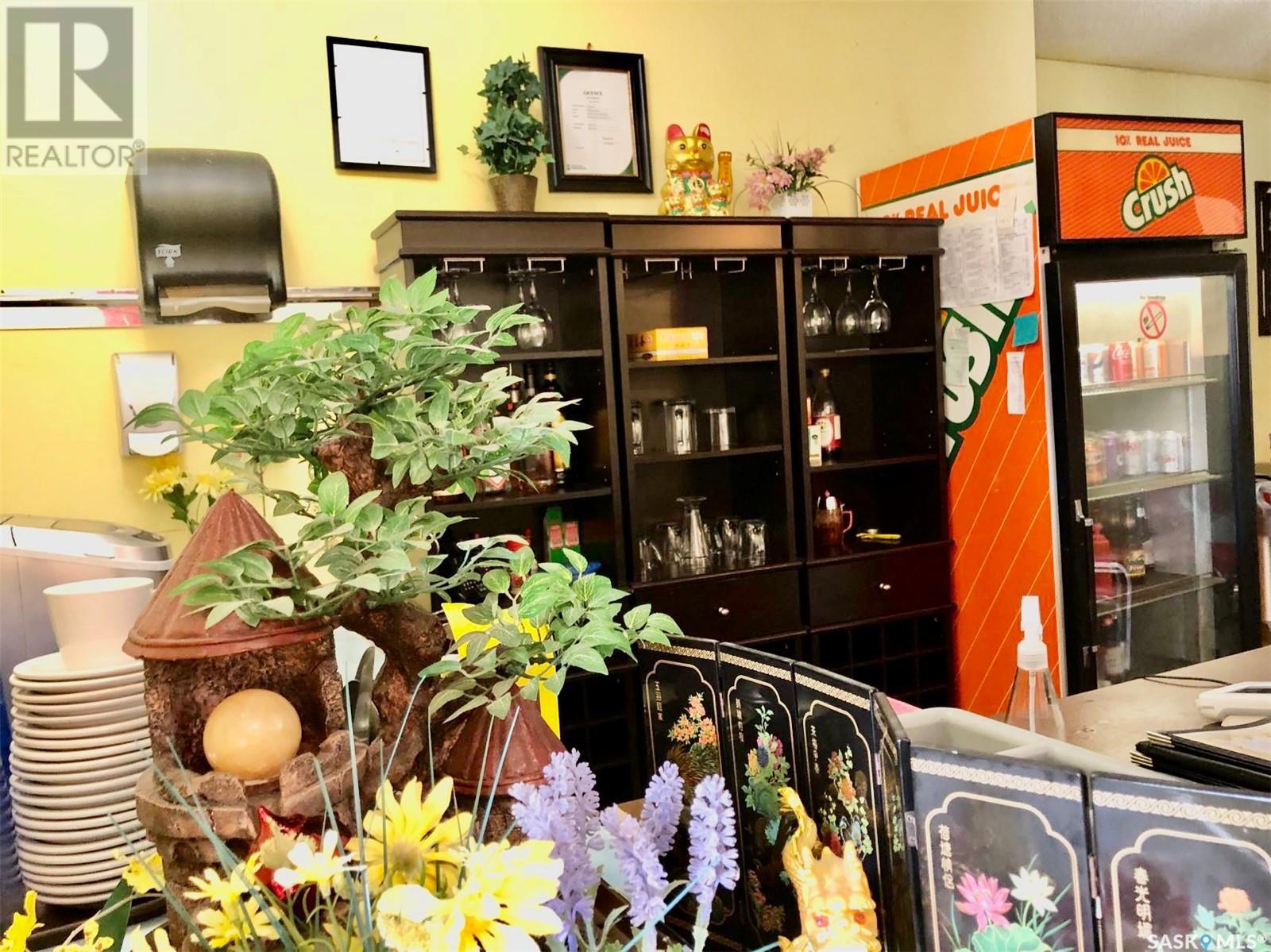 Property at 505 Grand AVENUE image 3