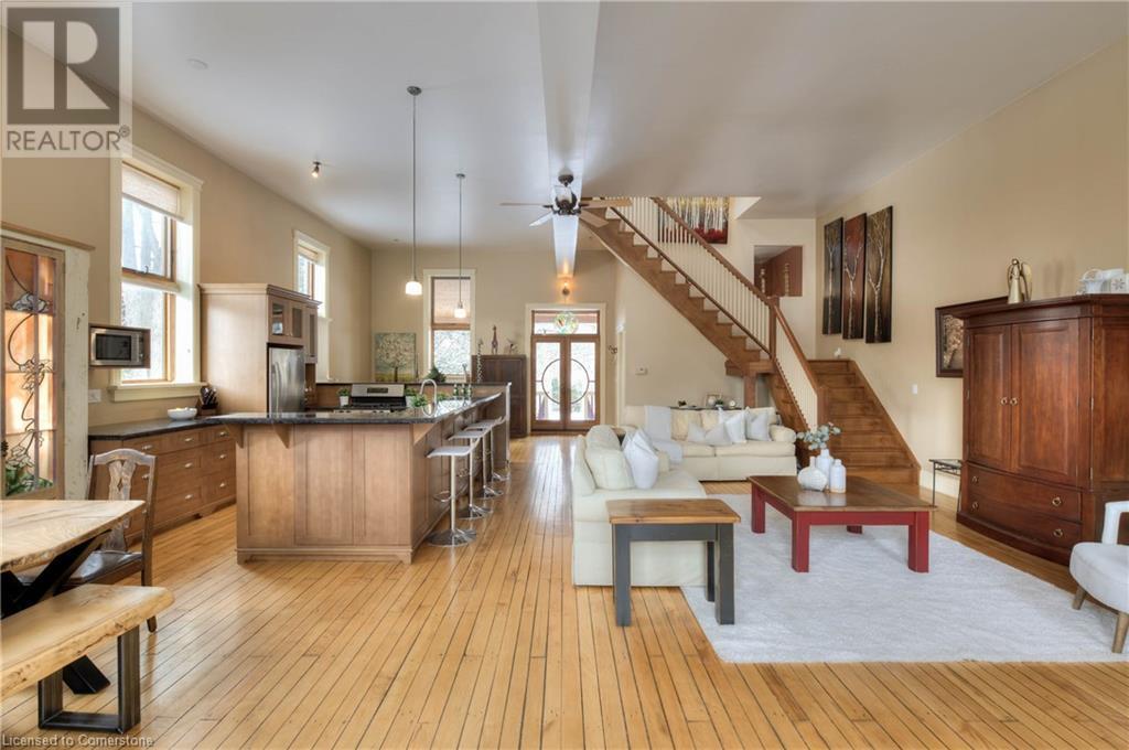 27 Forbes Avenue W, Guelph, Ontario  N1G 1G2 - Photo 11 - 40684175