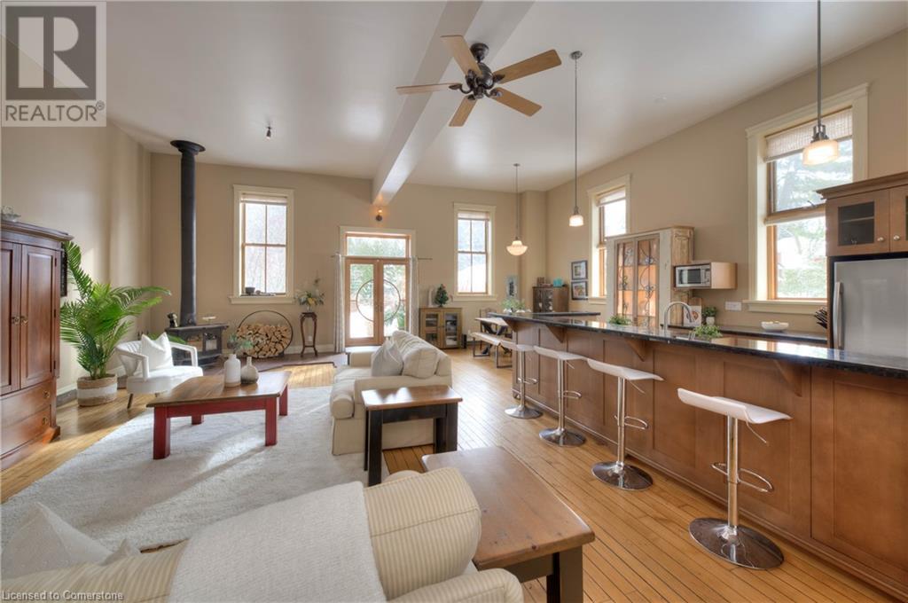 27 Forbes Avenue W, Guelph, Ontario  N1G 1G2 - Photo 15 - 40684175