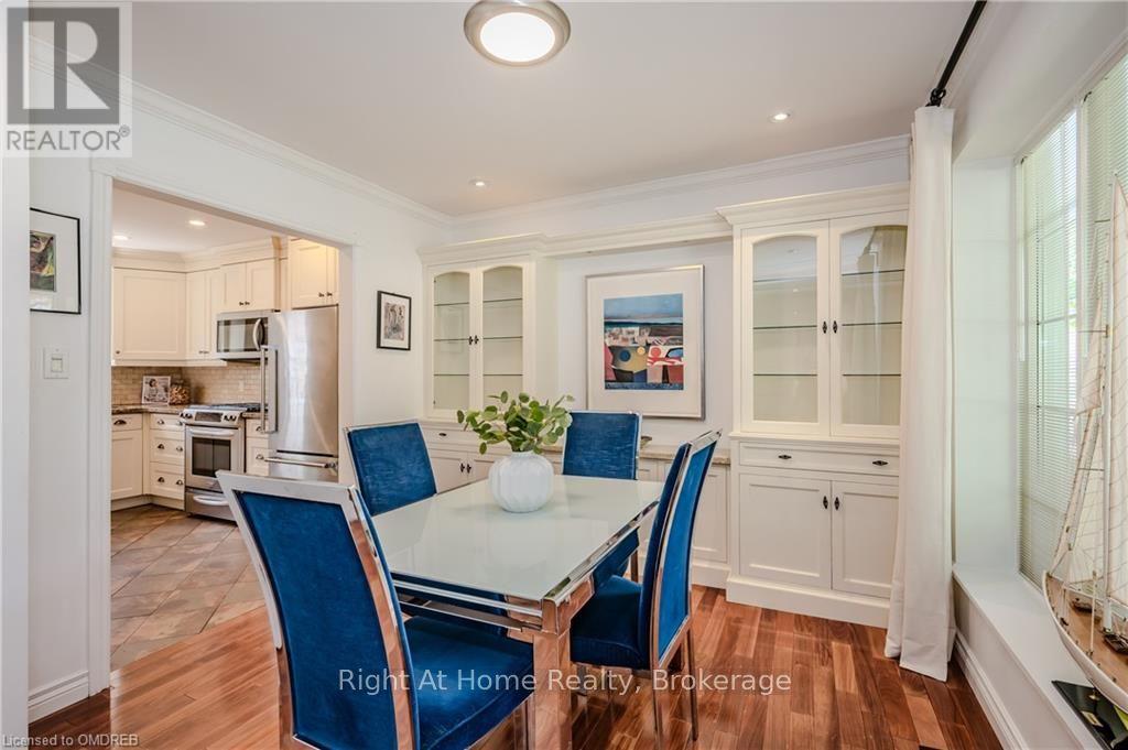 76 Brock Street, Oakville, Ontario  L6K 2Z1 - Photo 10 - W10404431