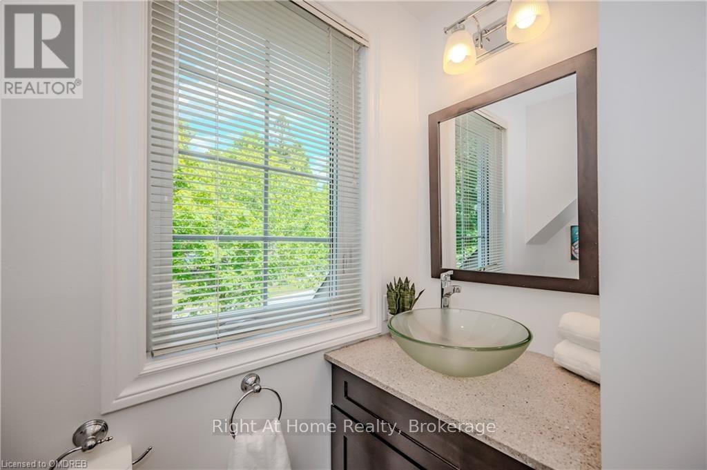 76 Brock Street, Oakville, Ontario  L6K 2Z1 - Photo 26 - W10404431