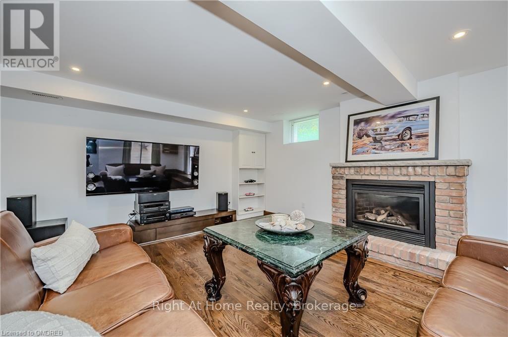 76 Brock Street, Oakville, Ontario  L6K 2Z1 - Photo 29 - W10404431