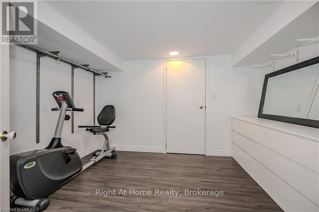 76 Brock Street, Oakville, Ontario  L6K 2Z1 - Photo 31 - W10404431