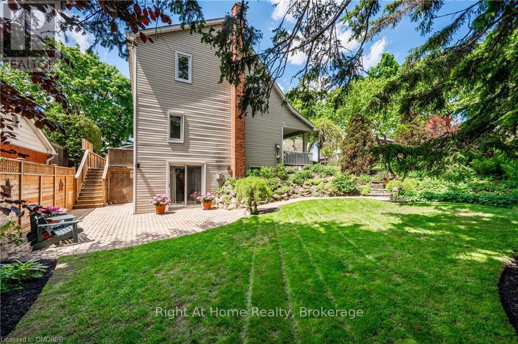 76 Brock Street, Oakville, Ontario  L6K 2Z1 - Photo 35 - W10404431